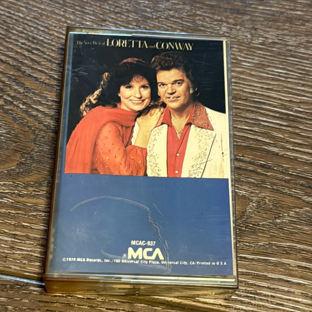 Loretta‎ Lynn and Conway twitty cassette